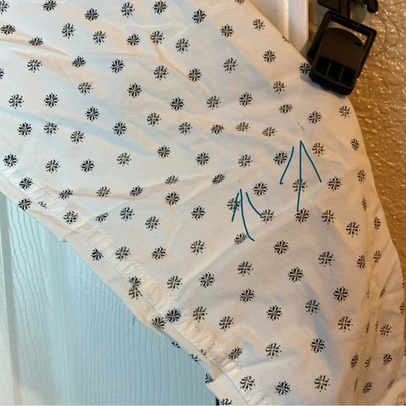 Royal Testimony Mens L LARGE Button Down Shirt Long Sleeve Fit Floral (STAINED) - Picture 5 of 12